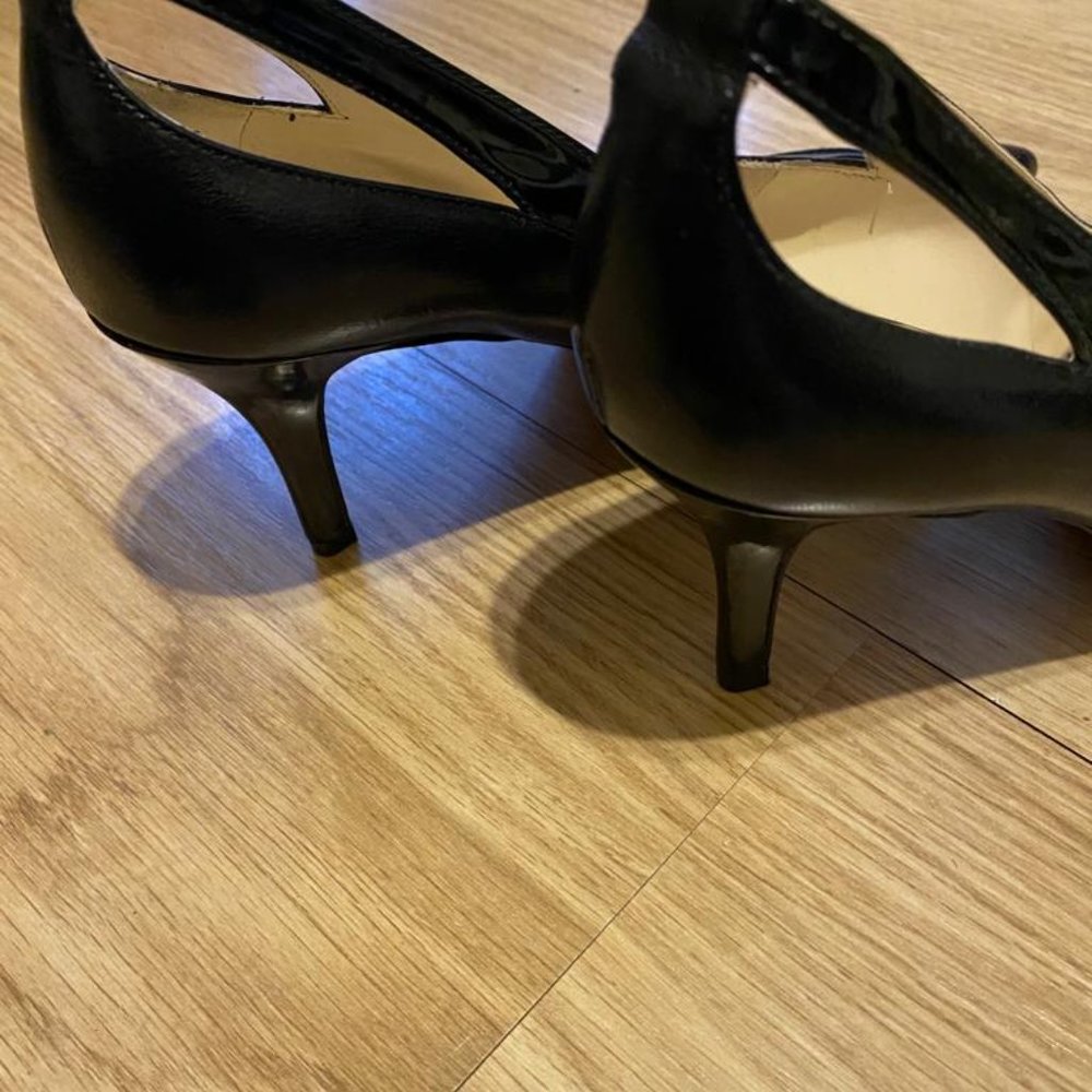 Elegant NINE WEST Black Pumps 7.5, 3” heels - Picture 5 of 6